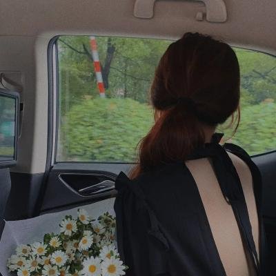 流量艺人言论翻车，品牌连夜解约，72小时持续发酵